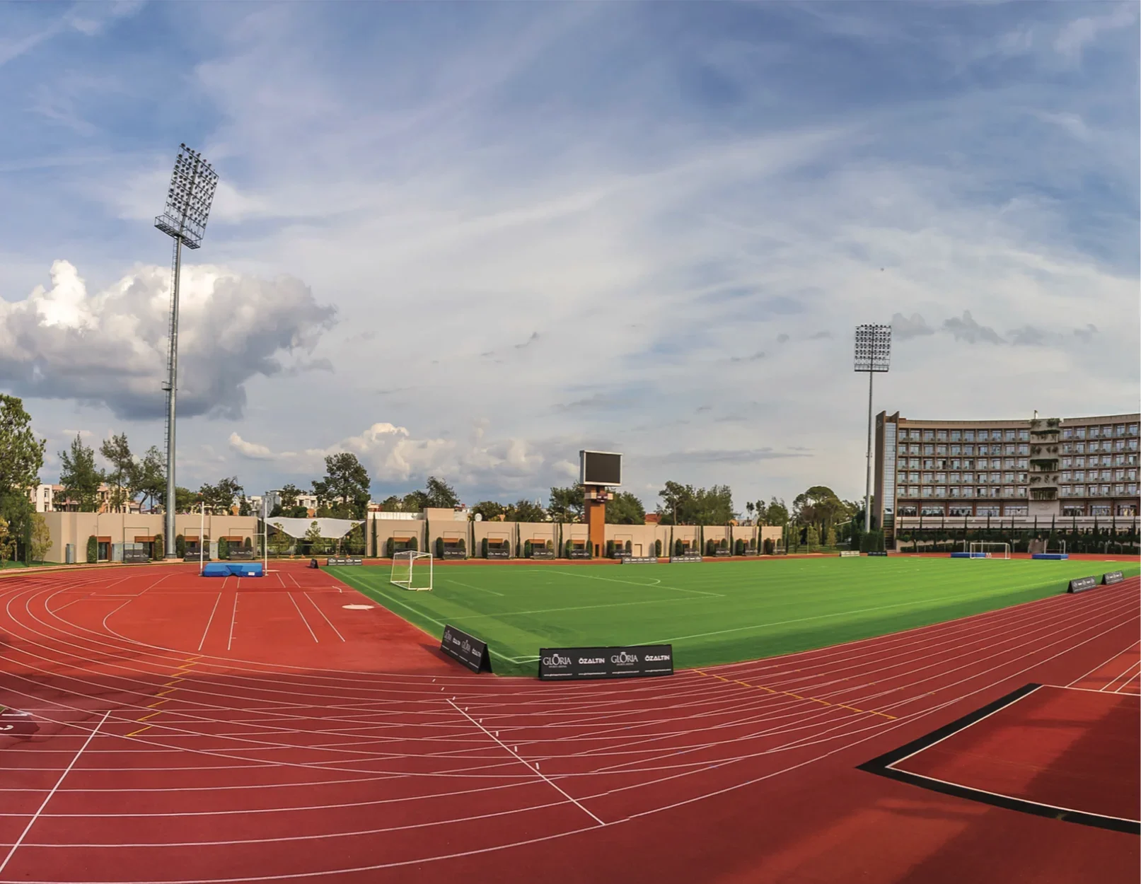 Gloria Sports Arena